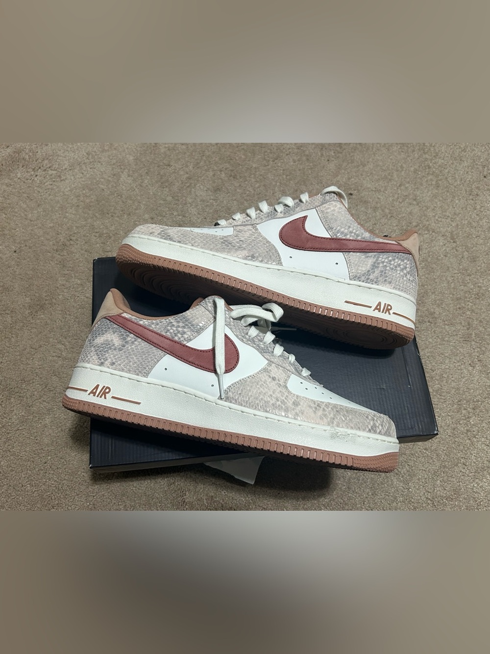 Nike Air Force 1